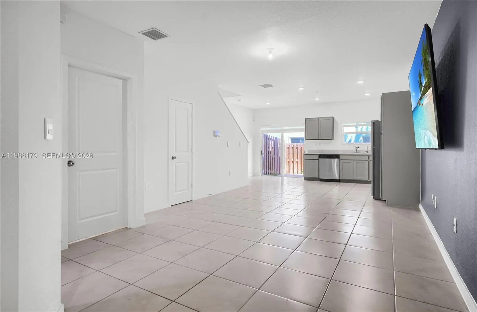 149 Ne 3rd Ct, Florida City, Florida 33034, Florida City, Florida 33034, 3 Bedrooms Bedrooms, ,3 BathroomsBathrooms,Residential Lease,For Rent,149 Ne 3rd Ct, Florida City, Florida 33034,A11986179