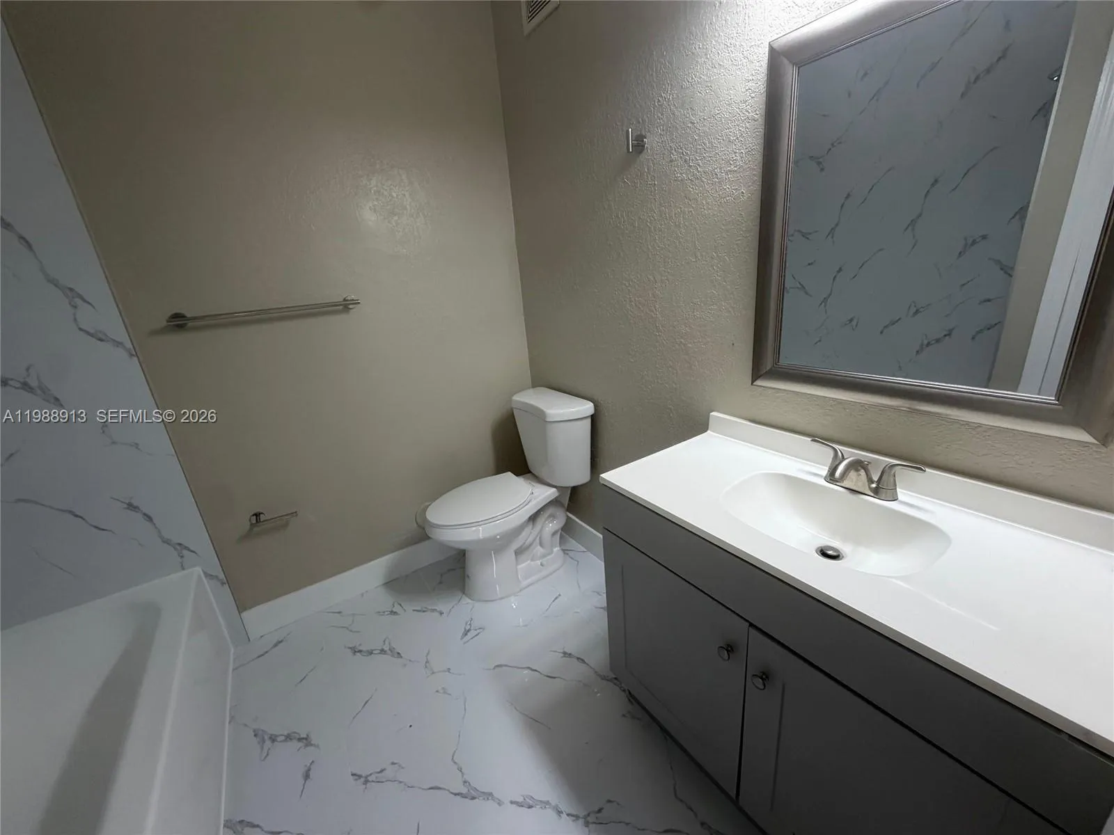 2637 Se 16th Ter 107, Homestead, Florida 33035, Homestead, Florida 33035, 3 Bedrooms Bedrooms, ,2 BathroomsBathrooms,Residential Lease,For Rent,2637 Se 16th Ter 107, Homestead, Florida 33035,A11988913