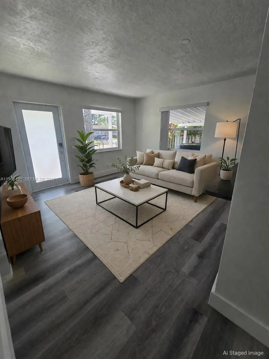 6421 Allen St, Hollywood, Florida 33024, Hollywood, Florida 33024, 3 Bedrooms Bedrooms, ,2 BathroomsBathrooms,Residential Lease,For Rent,6421 Allen St, Hollywood, Florida 33024,A11988495