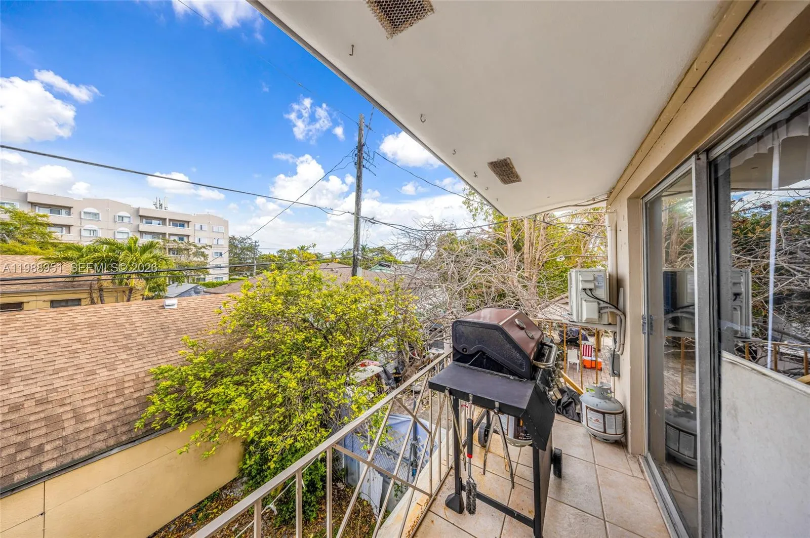 605 Nw 34th Ave, Miami, Florida 33125, Miami, Florida 33125, ,Residential Income,For Sale,605 Nw 34th Ave, Miami, Florida 33125,A11988951