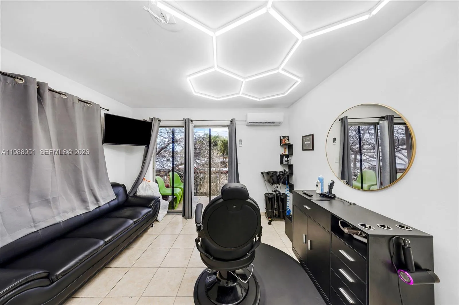 605 Nw 34th Ave, Miami, Florida 33125, Miami, Florida 33125, ,Residential Income,For Sale,605 Nw 34th Ave, Miami, Florida 33125,A11988951