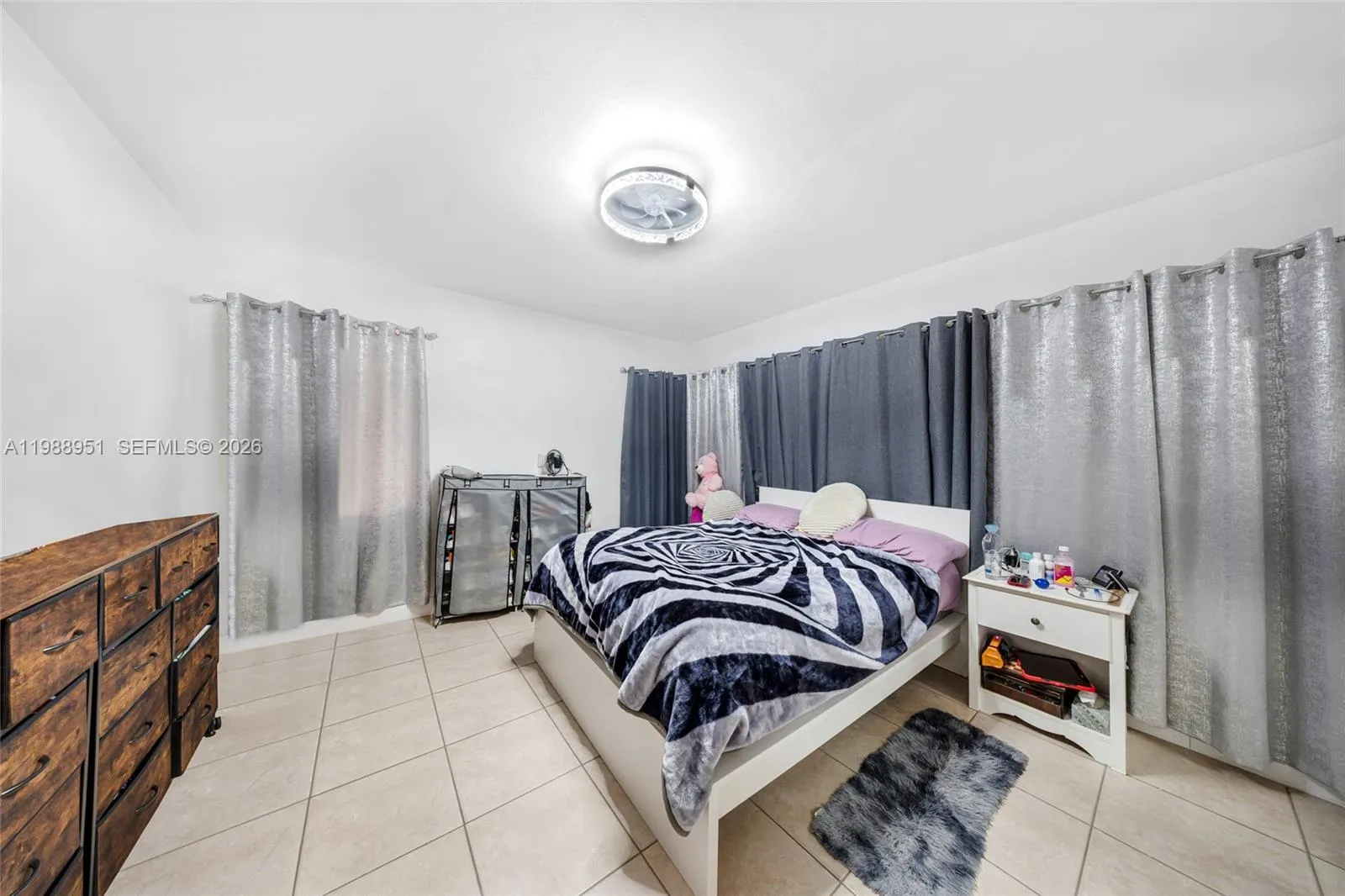 605 Nw 34th Ave, Miami, Florida 33125, Miami, Florida 33125, ,Residential Income,For Sale,605 Nw 34th Ave, Miami, Florida 33125,A11988951
