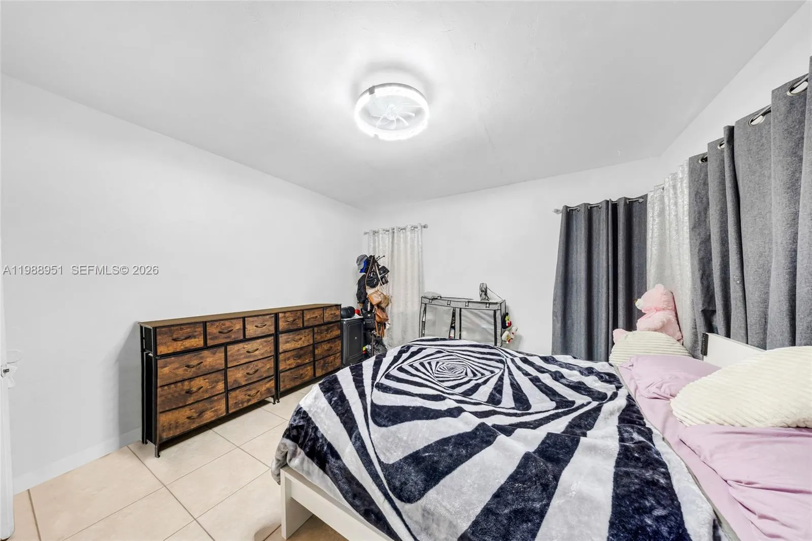 605 Nw 34th Ave, Miami, Florida 33125, Miami, Florida 33125, ,Residential Income,For Sale,605 Nw 34th Ave, Miami, Florida 33125,A11988951