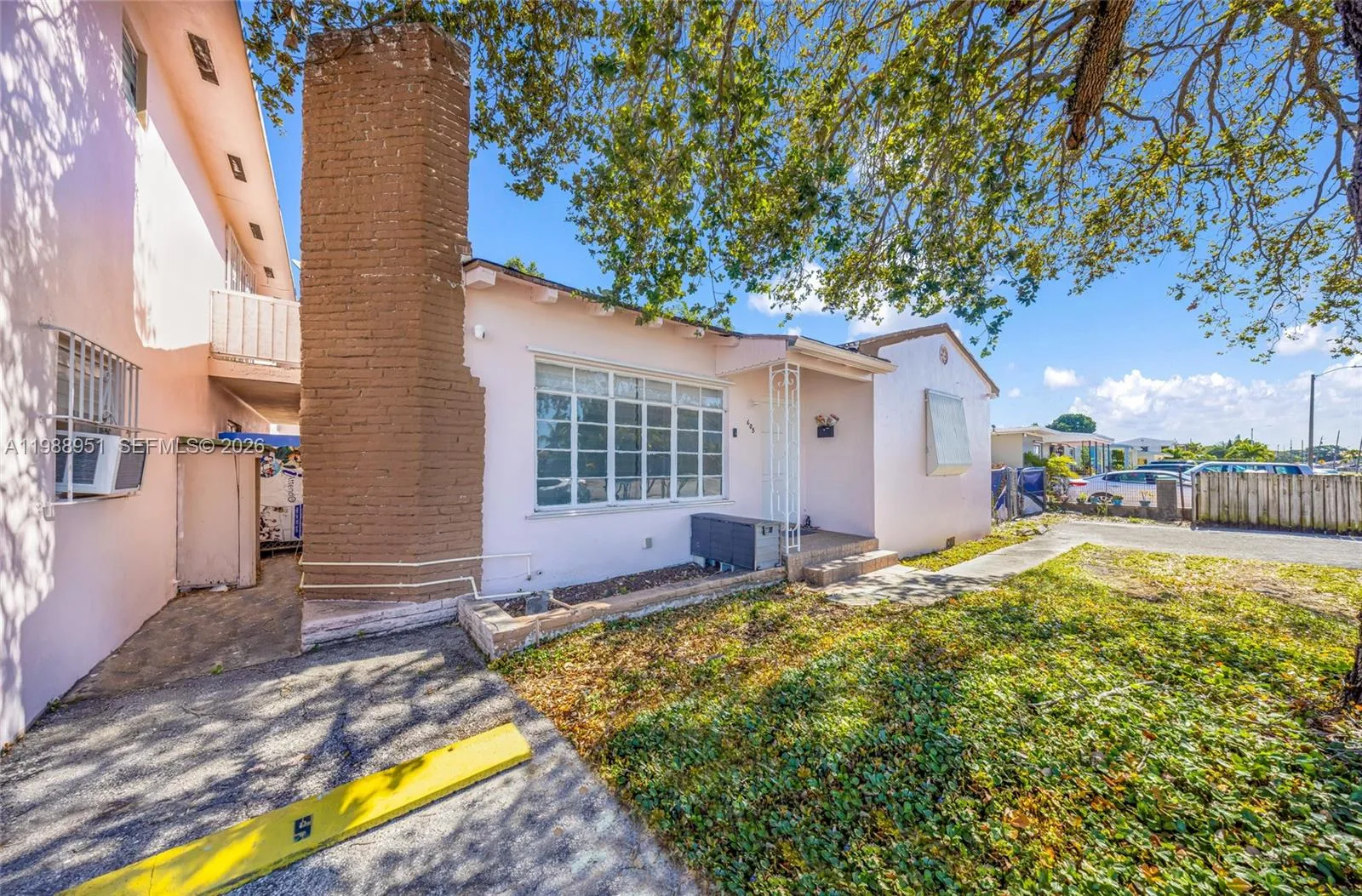 605 Nw 34th Ave, Miami, Florida 33125, Miami, Florida 33125, ,Residential Income,For Sale,605 Nw 34th Ave, Miami, Florida 33125,A11988951