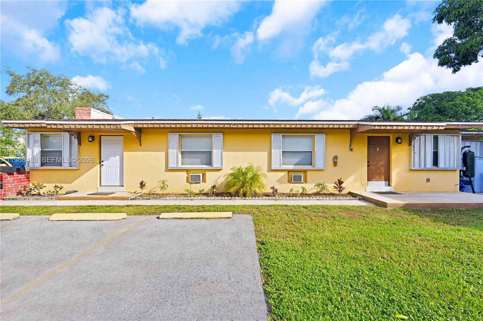 923 N 16th Ct, Hollywood, Florida 33020, Hollywood, Florida 33020, ,Residential Income,For Sale,923 N 16th Ct, Hollywood, Florida 33020,A11988438 923 N 16th Ct, Hollywood, Florida 33020, Hollywood, Florida 33020, ,Residential Income,For Sale,923 N 16th Ct, Hollywood, Florida 33020,A11988438