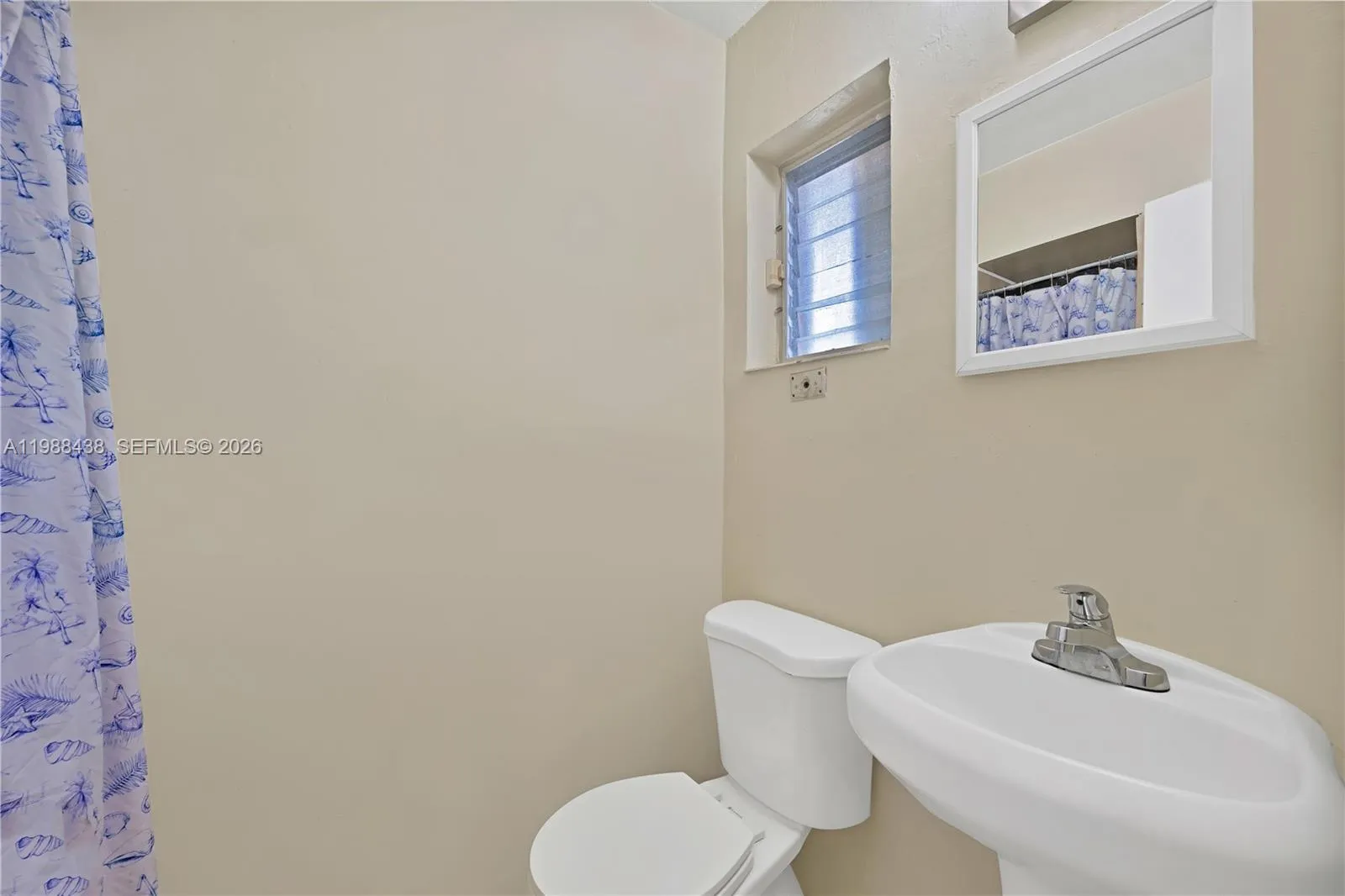 923 N 16th Ct, Hollywood, Florida 33020, Hollywood, Florida 33020, ,Residential Income,For Sale,923 N 16th Ct, Hollywood, Florida 33020,A11988438