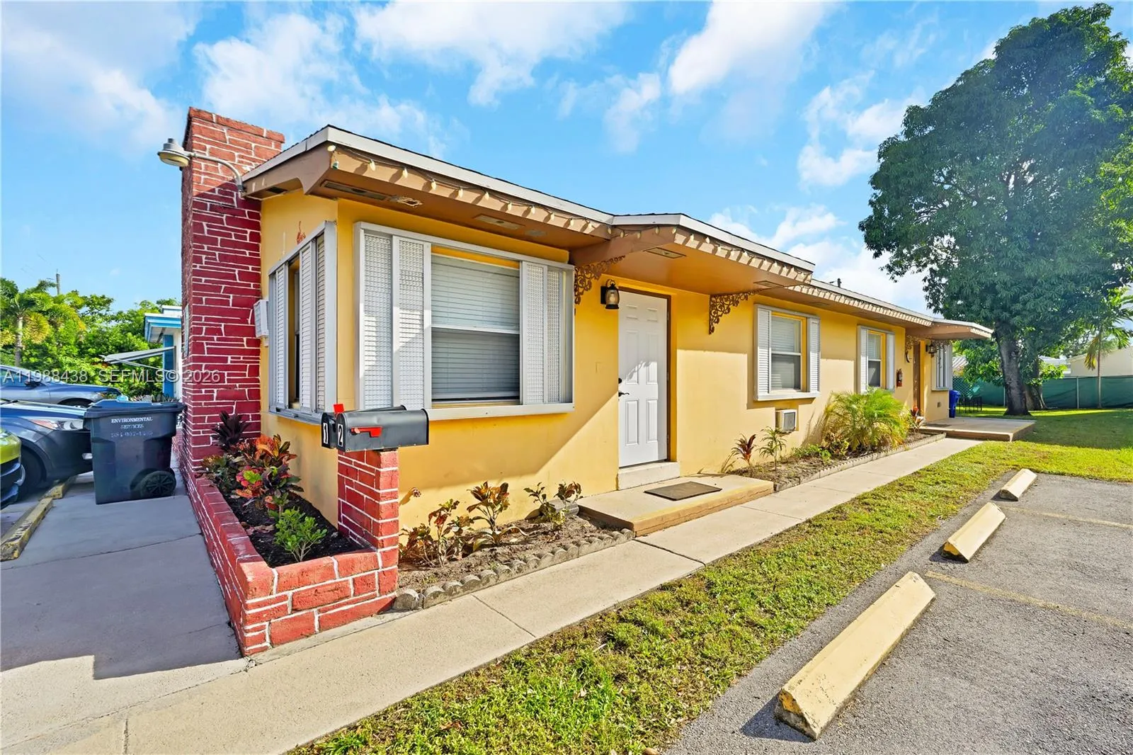 923 N 16th Ct, Hollywood, Florida 33020, Hollywood, Florida 33020, ,Residential Income,For Sale,923 N 16th Ct, Hollywood, Florida 33020,A11988438