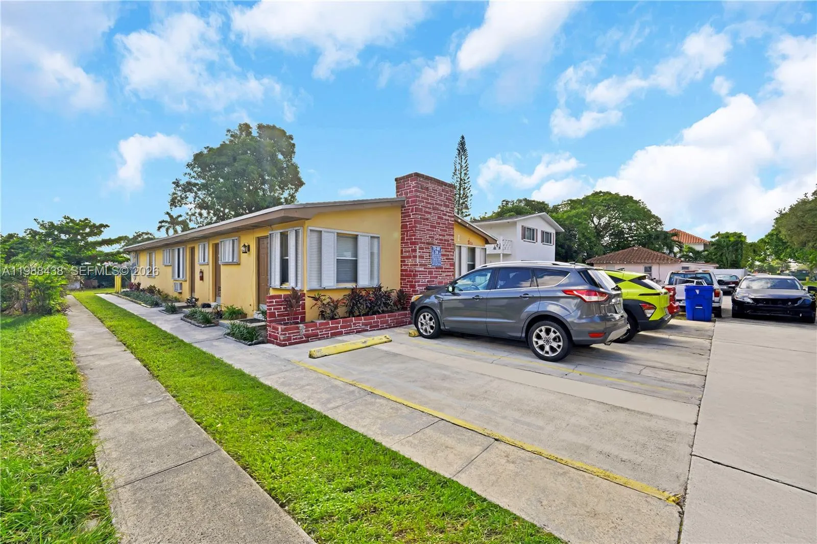 923 N 16th Ct, Hollywood, Florida 33020, Hollywood, Florida 33020, ,Residential Income,For Sale,923 N 16th Ct, Hollywood, Florida 33020,A11988438