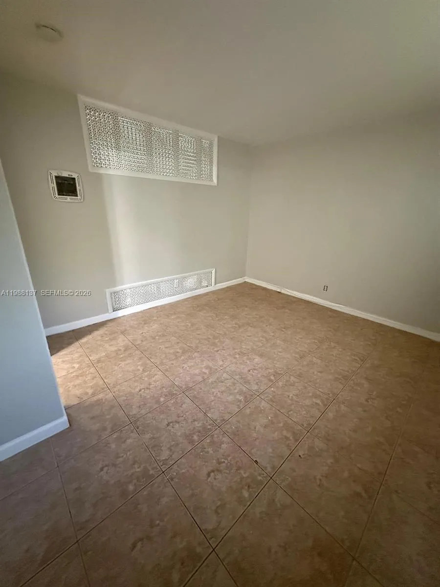 3031 Ne 21 Ter 2, Oakland Park, Florida 33306, Oakland Park, Florida 33306, 1 Bedroom Bedrooms, ,1 BathroomBathrooms,Residential Lease,For Rent,3031 Ne 21 Ter 2, Oakland Park, Florida 33306,A11988137