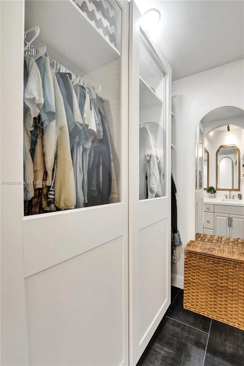 4701 Sw 110th Ave, Davie, Florida 33328, Davie, Florida 33328, 4 Bedrooms Bedrooms, ,2 BathroomsBathrooms,Residential,For Sale,4701 Sw 110th Ave, Davie, Florida 33328,A11988248