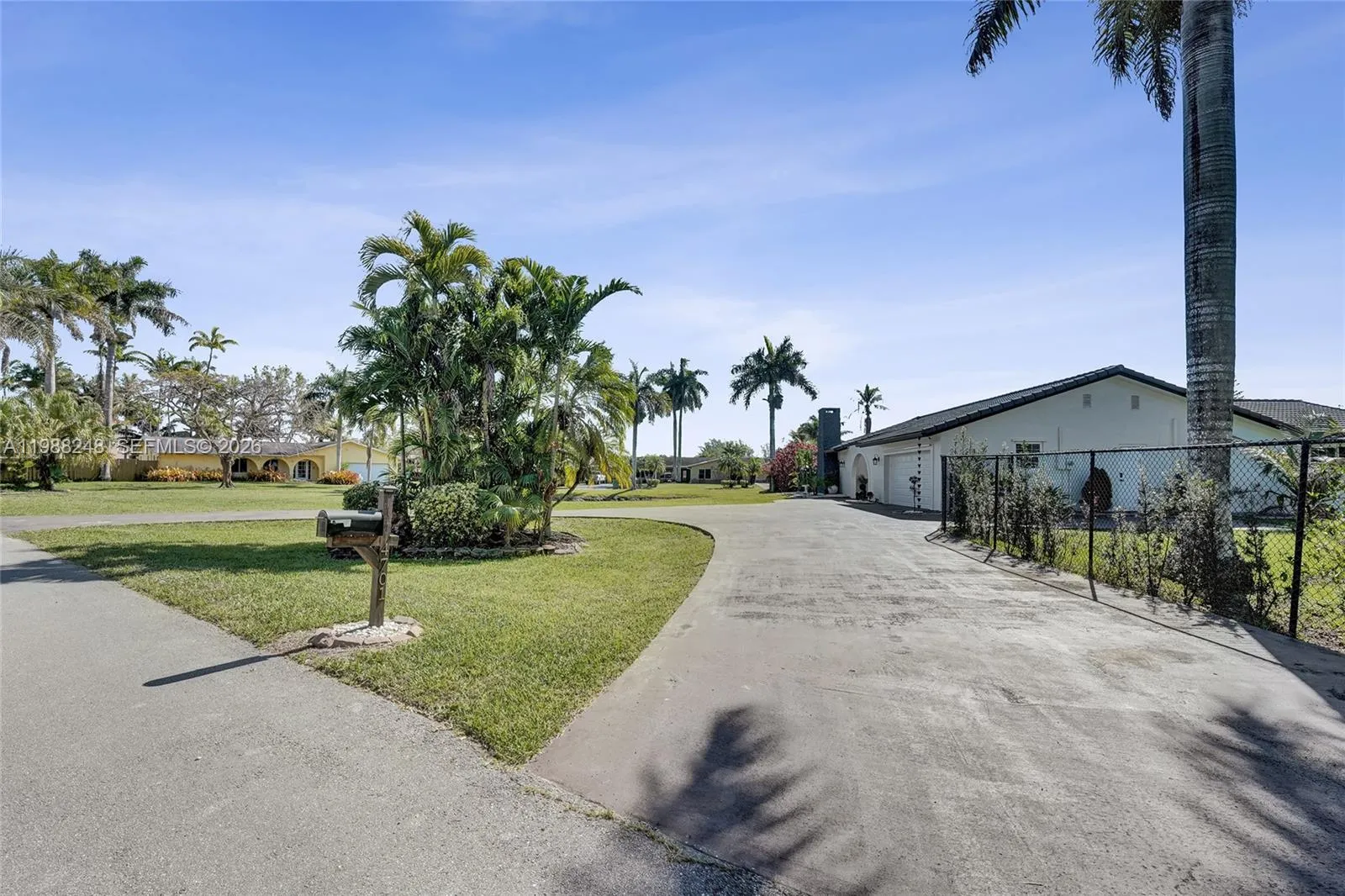 huge circular driveway