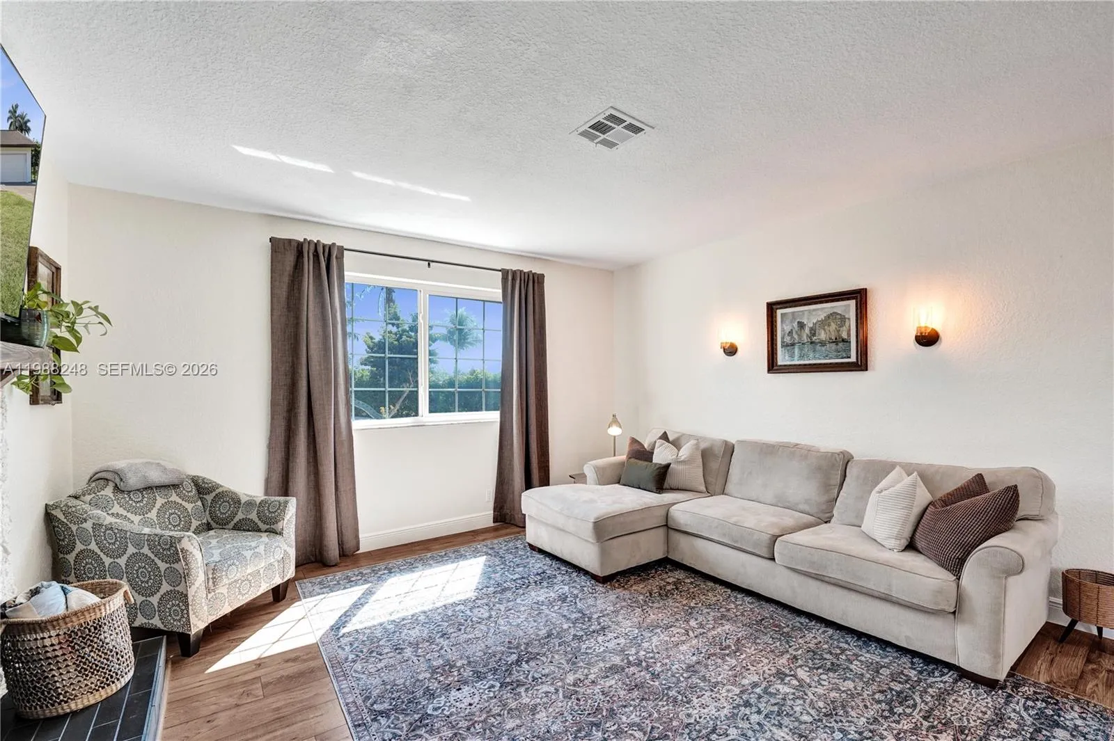 4701 Sw 110th Ave, Davie, Florida 33328, Davie, Florida 33328, 4 Bedrooms Bedrooms, ,2 BathroomsBathrooms,Residential,For Sale,4701 Sw 110th Ave, Davie, Florida 33328,A11988248