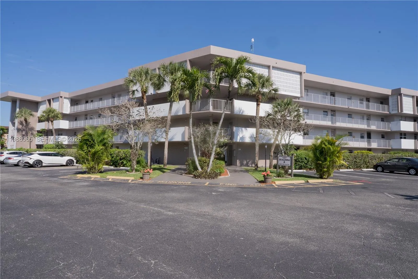 2800 Nw 47th Ter 103b, Lauderdale Lakes, Florida 3, Lauderdale Lakes, Florida 33313, 1 Bedroom Bedrooms, ,1 BathroomBathrooms,Residential,For Sale,2800 Nw 47th Ter 103b, Lauderdale Lakes, Florida 3,A11988965