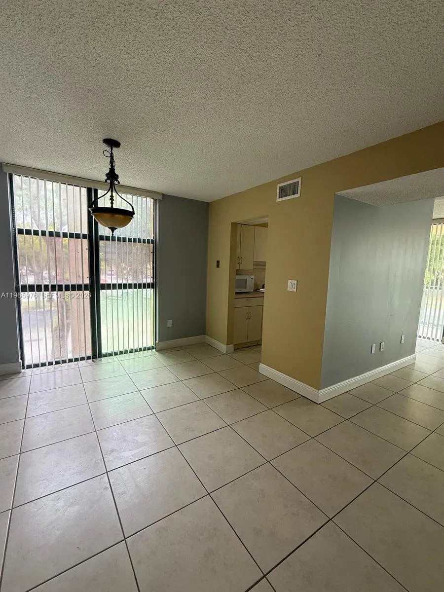 11780 Sw 18 St 230-2, Miami, Florida 33175, Miami, Florida 33175, 3 Bedrooms Bedrooms, ,2 BathroomsBathrooms,Residential,For Sale,11780 Sw 18 St 230-2, Miami, Florida 33175,A11988976