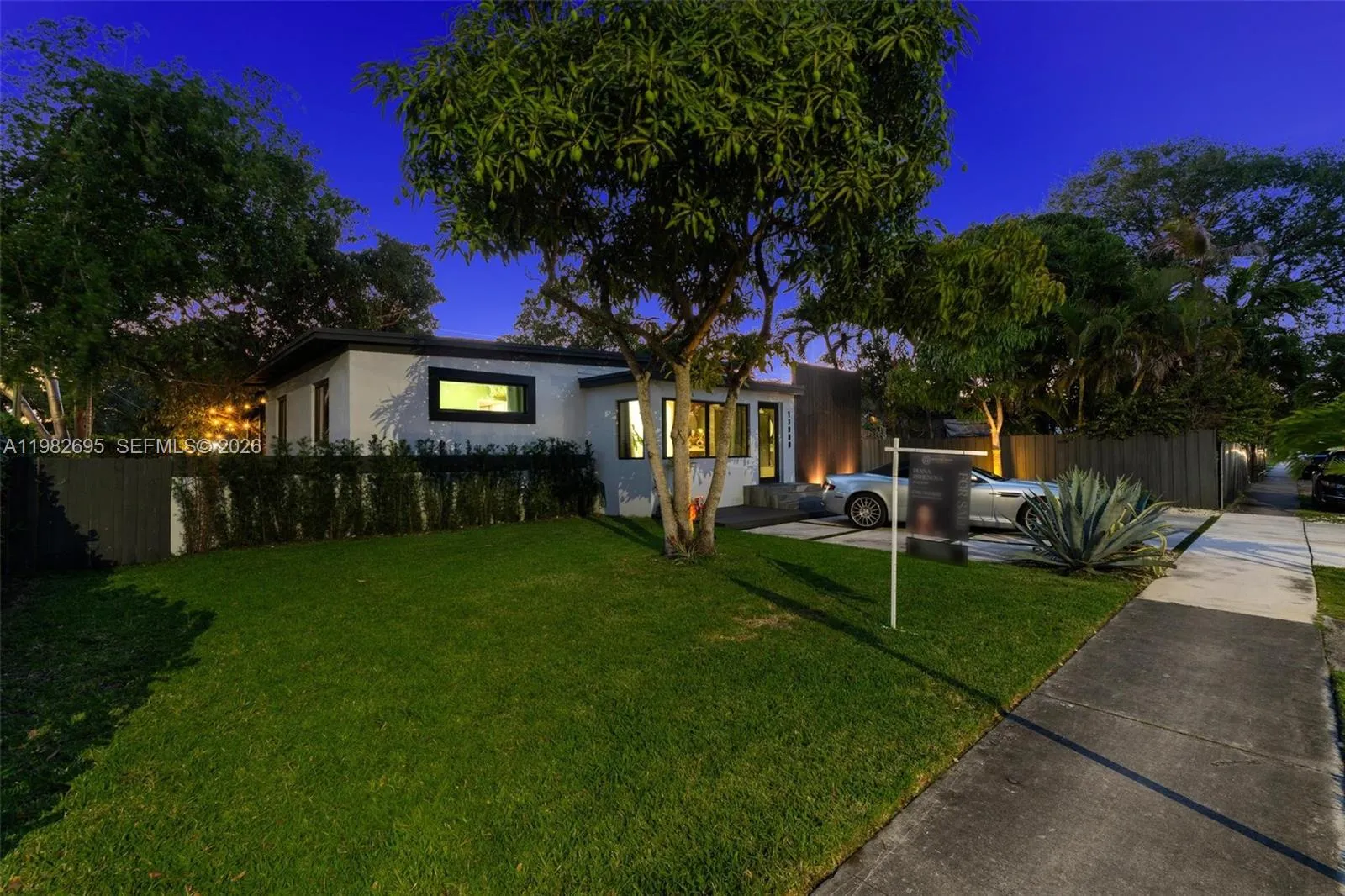 13900 Ne 16th Ct, North Miami, Florida 33181, North Miami, Florida 33181, 4 Bedrooms Bedrooms, ,3 BathroomsBathrooms,Residential,For Sale,13900 Ne 16th Ct, North Miami, Florida 33181,A11982695
