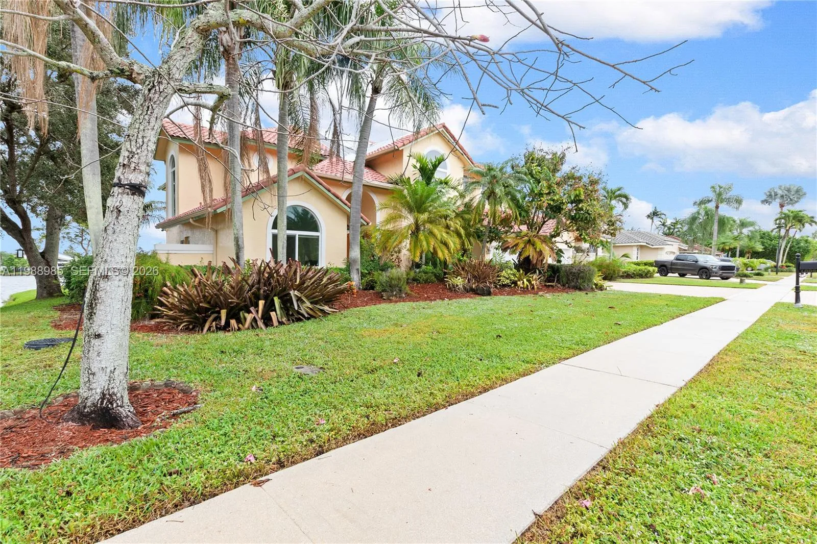 10091 Nw 7th St, Plantation, Florida 33324, Plantation, Florida 33324, 5 Bedrooms Bedrooms, ,3 BathroomsBathrooms,Residential,For Sale,10091 Nw 7th St, Plantation, Florida 33324,A11988985