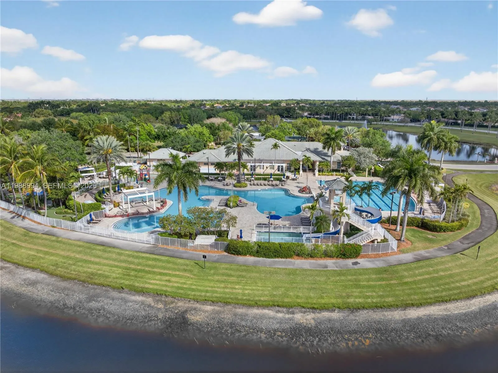 1512 Maple Dr, Weston, Florida 33327, Weston, Florida 33327, 4 Bedrooms Bedrooms, ,2 BathroomsBathrooms,Residential,For Sale,1512 Maple Dr, Weston, Florida 33327,A11988994