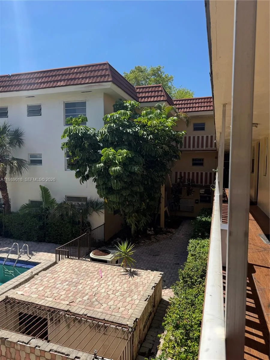 13655 Ne 10th Ave 208, North Miami, Florida 33161, North Miami, Florida 33161, 1 Bedroom Bedrooms, ,1 BathroomBathrooms,Residential,For Sale,13655 Ne 10th Ave 208, North Miami, Florida 33161,A11989018