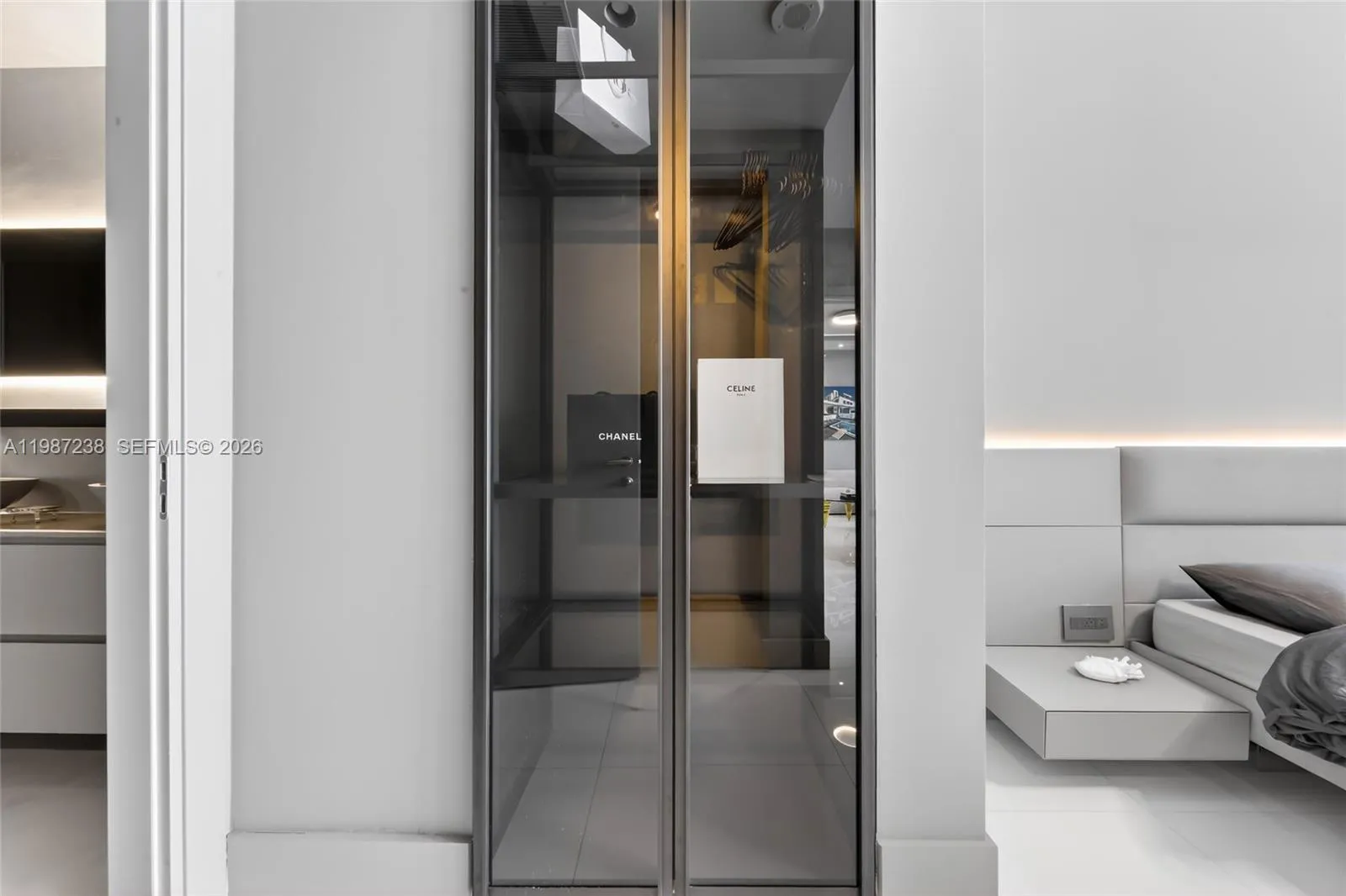 200 Biscayne Boulevard Way 5010, Miami, Florida 33, Miami, Florida 33131, 2 Bedrooms Bedrooms, ,2 BathroomsBathrooms,Residential,For Sale,200 Biscayne Boulevard Way 5010, Miami, Florida 33,A11987238