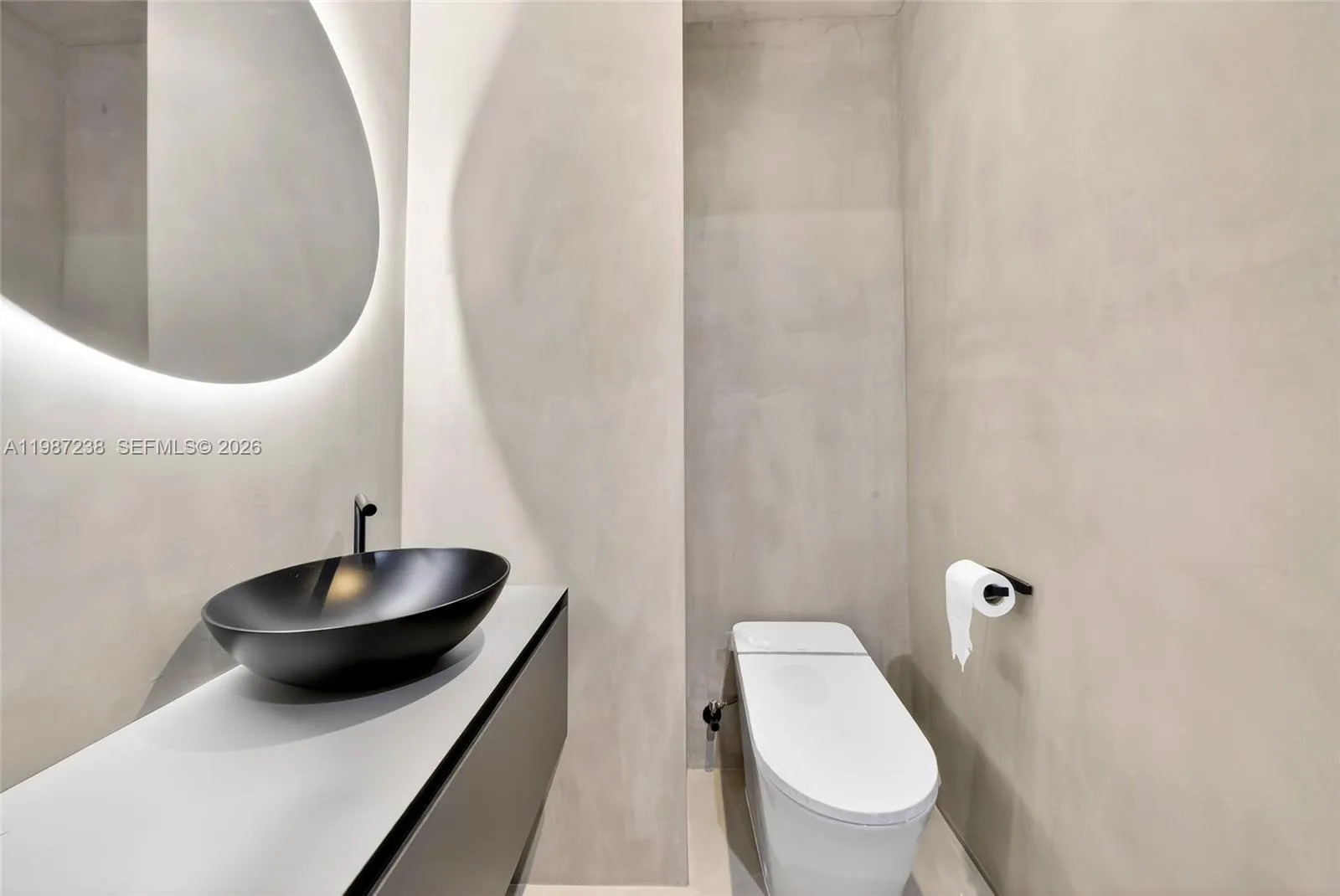 200 Biscayne Boulevard Way 5010, Miami, Florida 33, Miami, Florida 33131, 2 Bedrooms Bedrooms, ,2 BathroomsBathrooms,Residential,For Sale,200 Biscayne Boulevard Way 5010, Miami, Florida 33,A11987238