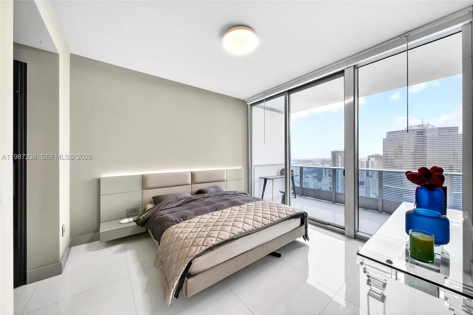 200 Biscayne Boulevard Way 5010, Miami, Florida 33, Miami, Florida 33131, 2 Bedrooms Bedrooms, ,2 BathroomsBathrooms,Residential,For Sale,200 Biscayne Boulevard Way 5010, Miami, Florida 33,A11987238