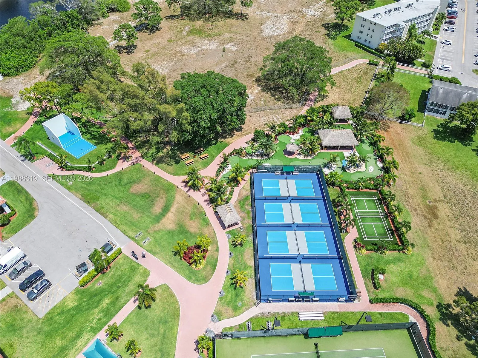 Pickleball Courts