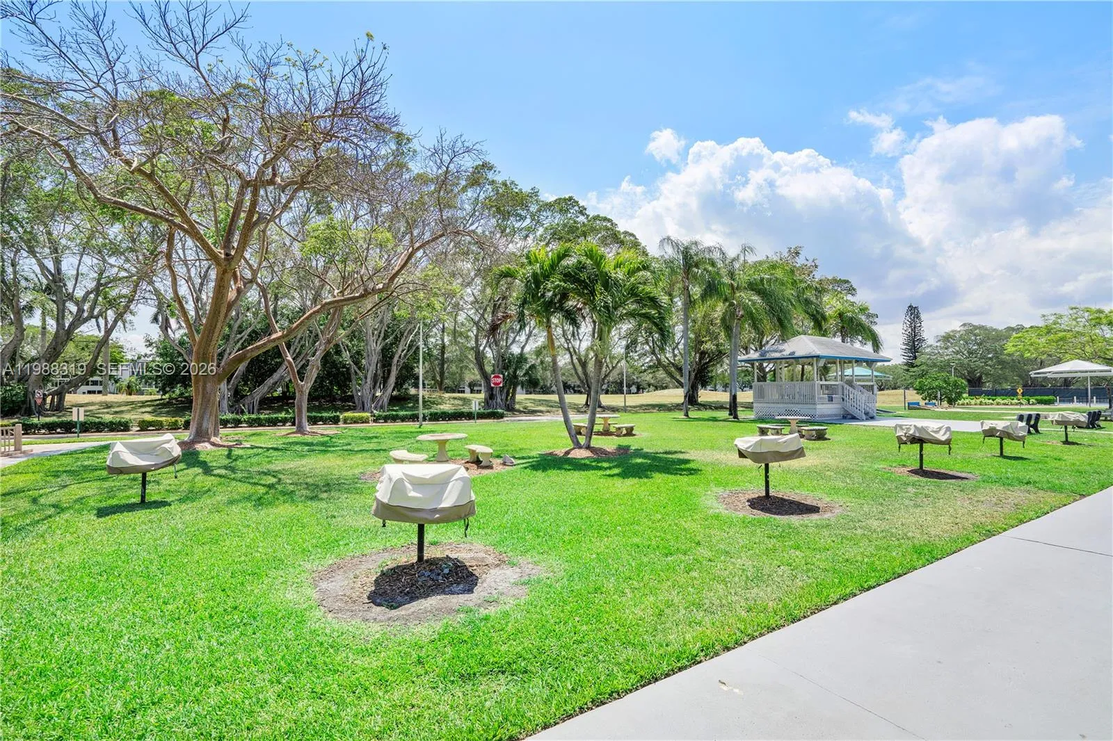 199 Prescott J 199, Deerfield Beach, Florida 33442, Deerfield Beach, Florida 33442, 2 Bedrooms Bedrooms, ,1 BathroomBathrooms,Residential,For Sale,199 Prescott J 199, Deerfield Beach, Florida 33442,A11988319