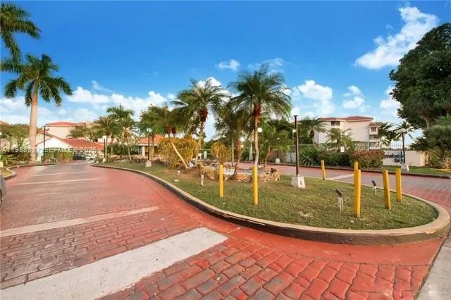 8305 Sw 152nd Ave A-201, Miami, Florida 33193, Miami, Florida 33193, 2 Bedrooms Bedrooms, ,1 BathroomBathrooms,Residential,For Sale,8305 Sw 152nd Ave A-201, Miami, Florida 33193,A11988287