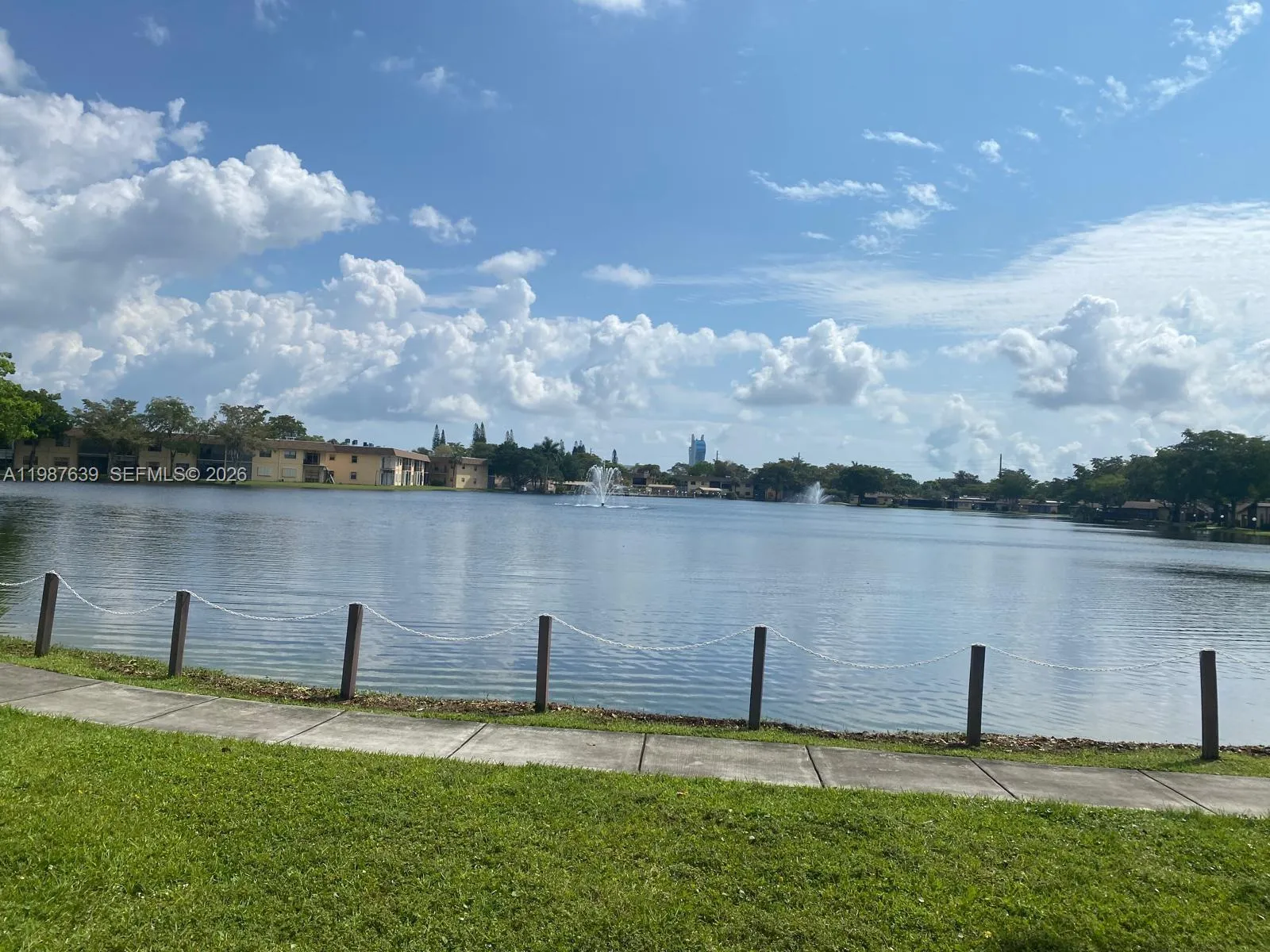 516 Briarwood Cir 1-51, Hollywood, Florida 33024, Hollywood, Florida 33024, 2 Bedrooms Bedrooms, ,2 BathroomsBathrooms,Residential Lease,For Rent,516 Briarwood Cir 1-51, Hollywood, Florida 33024,A11987639