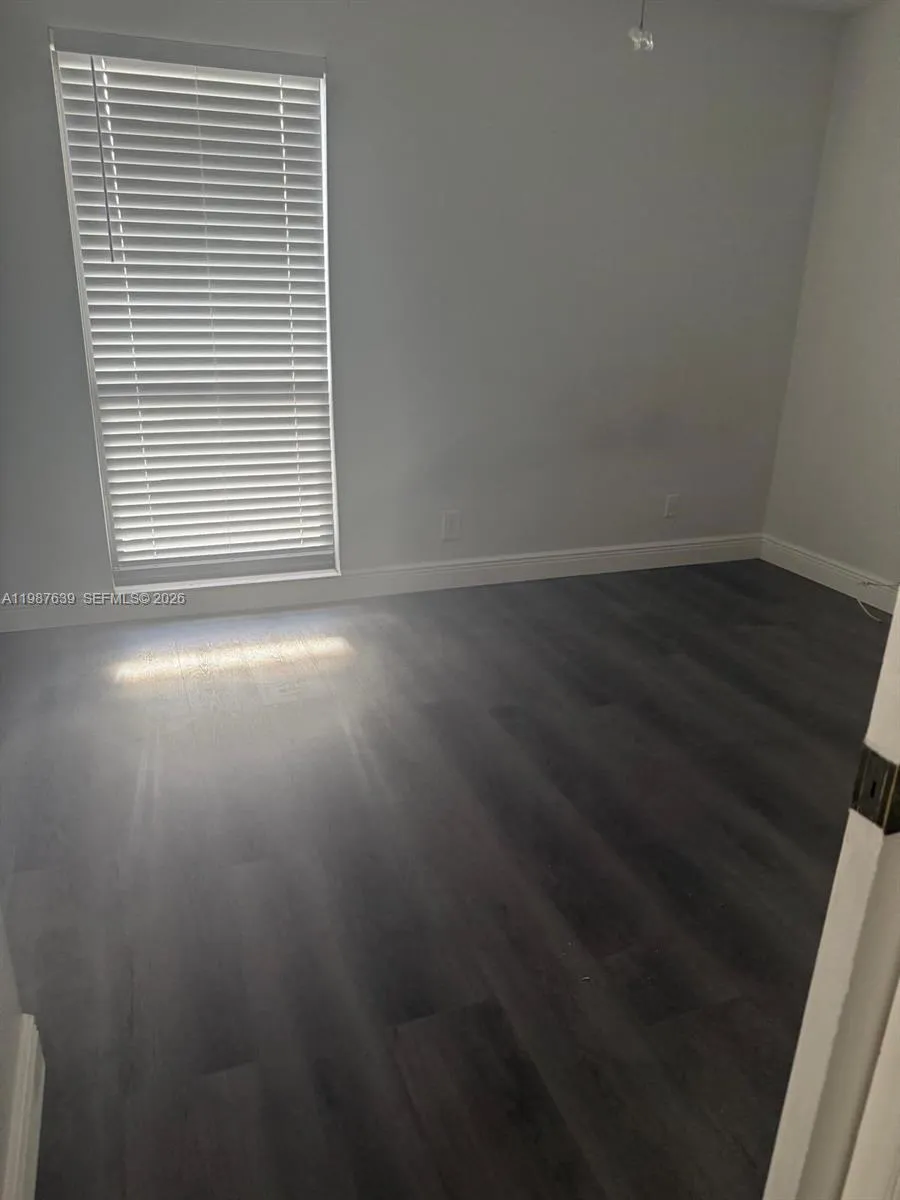 516 Briarwood Cir 1-51, Hollywood, Florida 33024, Hollywood, Florida 33024, 2 Bedrooms Bedrooms, ,2 BathroomsBathrooms,Residential Lease,For Rent,516 Briarwood Cir 1-51, Hollywood, Florida 33024,A11987639