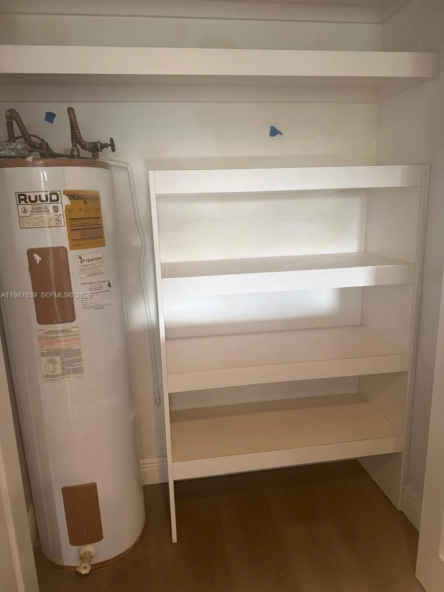 516 Briarwood Cir 1-51, Hollywood, Florida 33024, Hollywood, Florida 33024, 2 Bedrooms Bedrooms, ,2 BathroomsBathrooms,Residential Lease,For Rent,516 Briarwood Cir 1-51, Hollywood, Florida 33024,A11987639