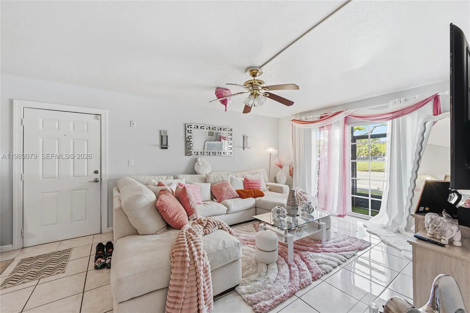 2970 Nw 55th Ave 1c, Lauderhill, Florida 33313, Lauderhill, Florida 33313, 2 Bedrooms Bedrooms, ,2 BathroomsBathrooms,Residential,For Sale,2970 Nw 55th Ave 1c, Lauderhill, Florida 33313,A11989079