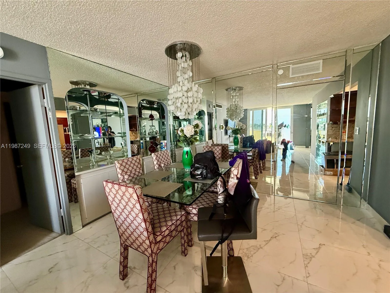 Hallandale Beach, Florida 33009, 2 Bedrooms Bedrooms, ,2 BathroomsBathrooms,Residential,For Sale,A11987249