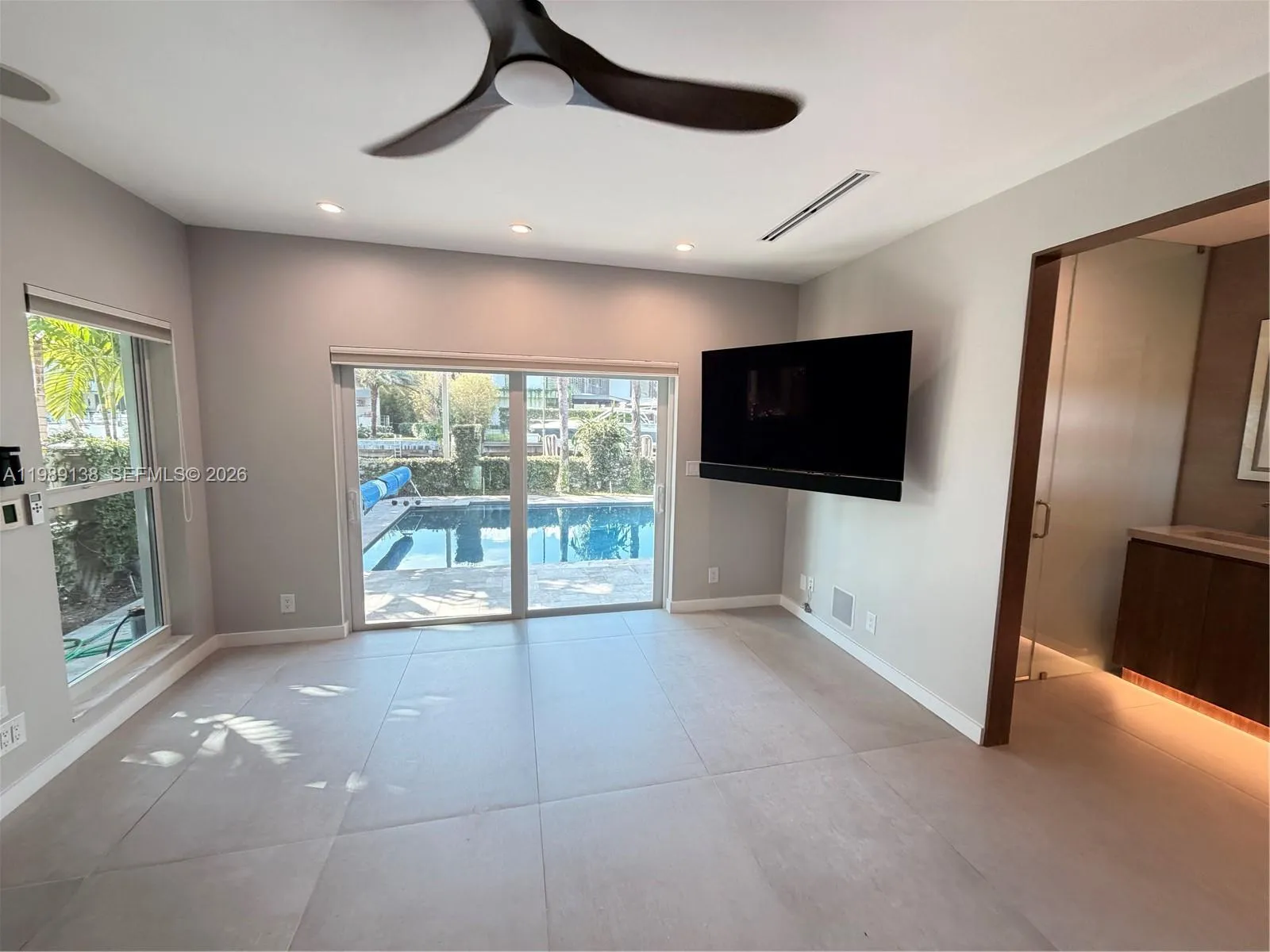 3200 Ne 165th St, North Miami Beach, Florida 33160, North Miami Beach, Florida 33160, 4 Bedrooms Bedrooms, ,2 BathroomsBathrooms,Residential Lease,For Rent,3200 Ne 165th St, North Miami Beach, Florida 33160,A11989138