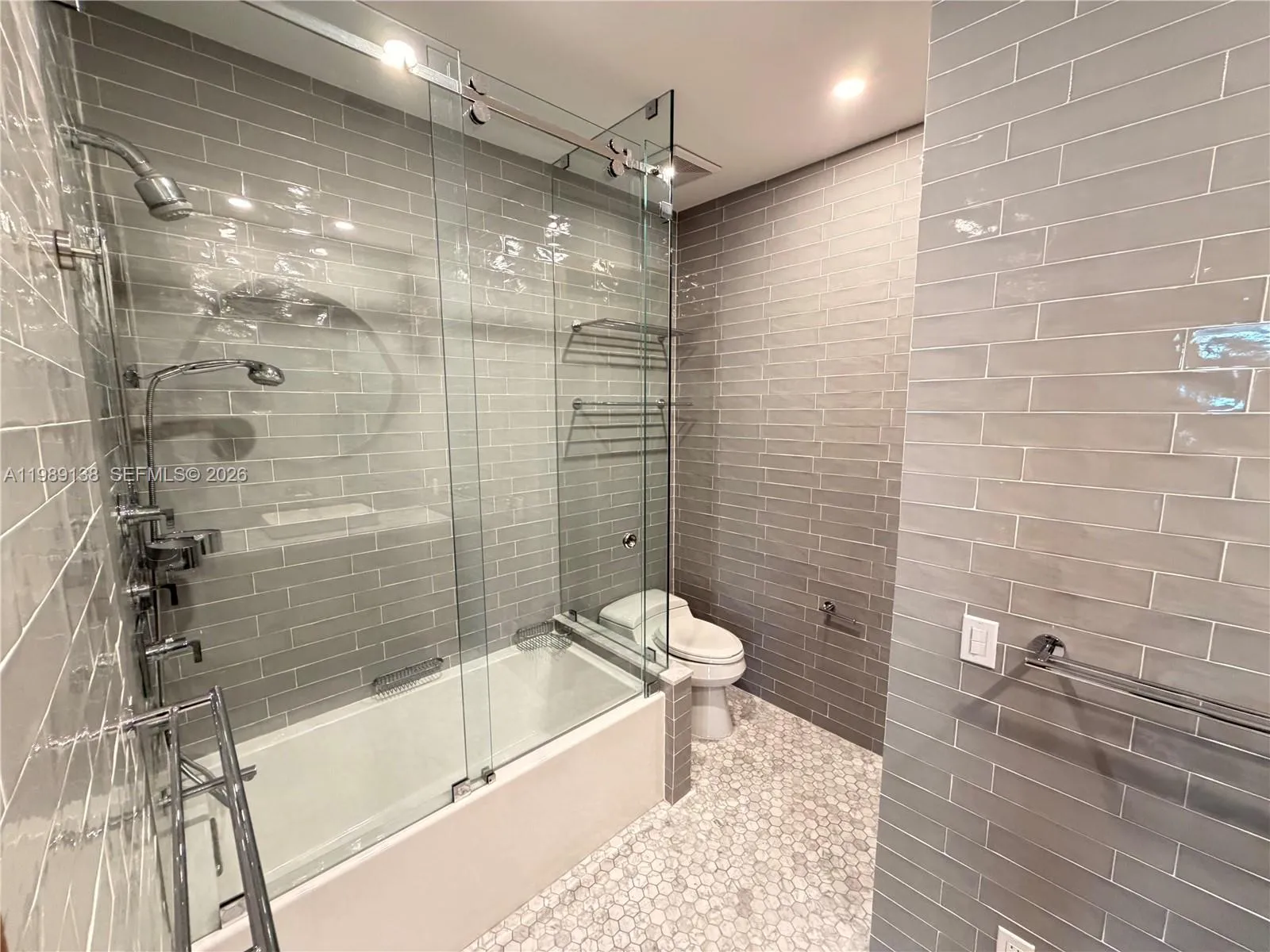 3200 Ne 165th St, North Miami Beach, Florida 33160, North Miami Beach, Florida 33160, 4 Bedrooms Bedrooms, ,2 BathroomsBathrooms,Residential Lease,For Rent,3200 Ne 165th St, North Miami Beach, Florida 33160,A11989138