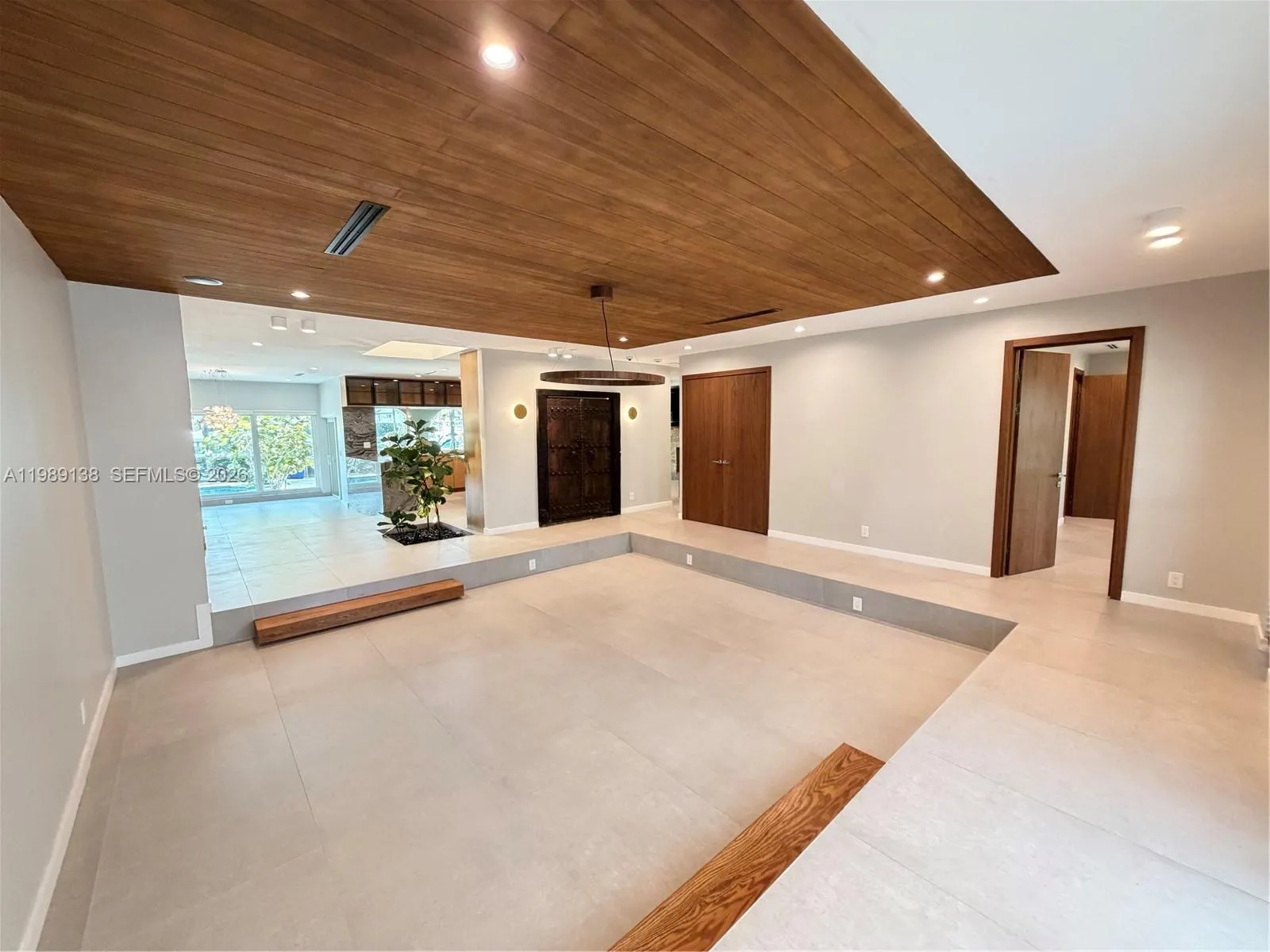 3200 Ne 165th St, North Miami Beach, Florida 33160, North Miami Beach, Florida 33160, 4 Bedrooms Bedrooms, ,2 BathroomsBathrooms,Residential Lease,For Rent,3200 Ne 165th St, North Miami Beach, Florida 33160,A11989138