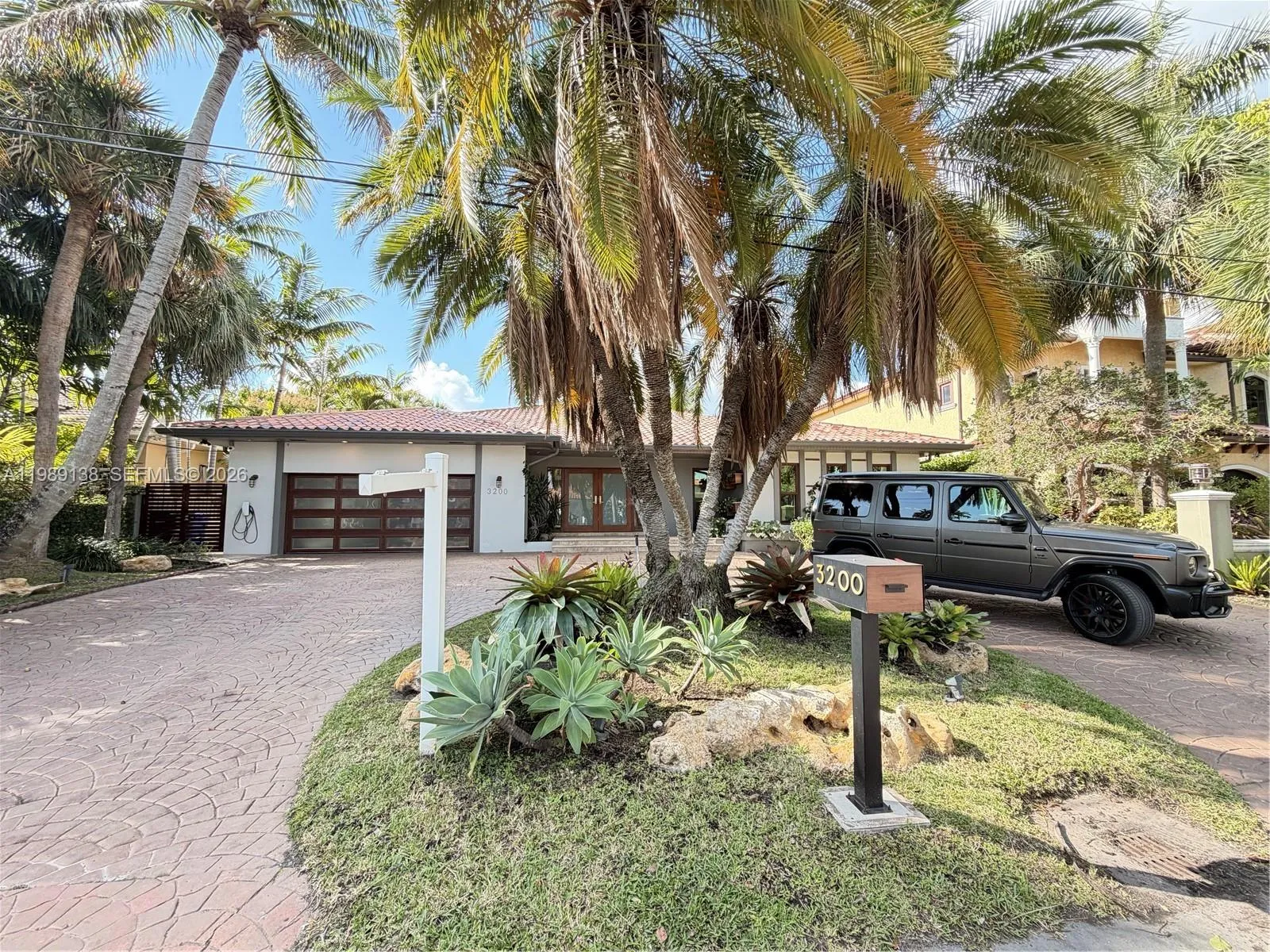 3200 Ne 165th St, North Miami Beach, Florida 33160, North Miami Beach, Florida 33160, 4 Bedrooms Bedrooms, ,2 BathroomsBathrooms,Residential Lease,For Rent,3200 Ne 165th St, North Miami Beach, Florida 33160,A11989138