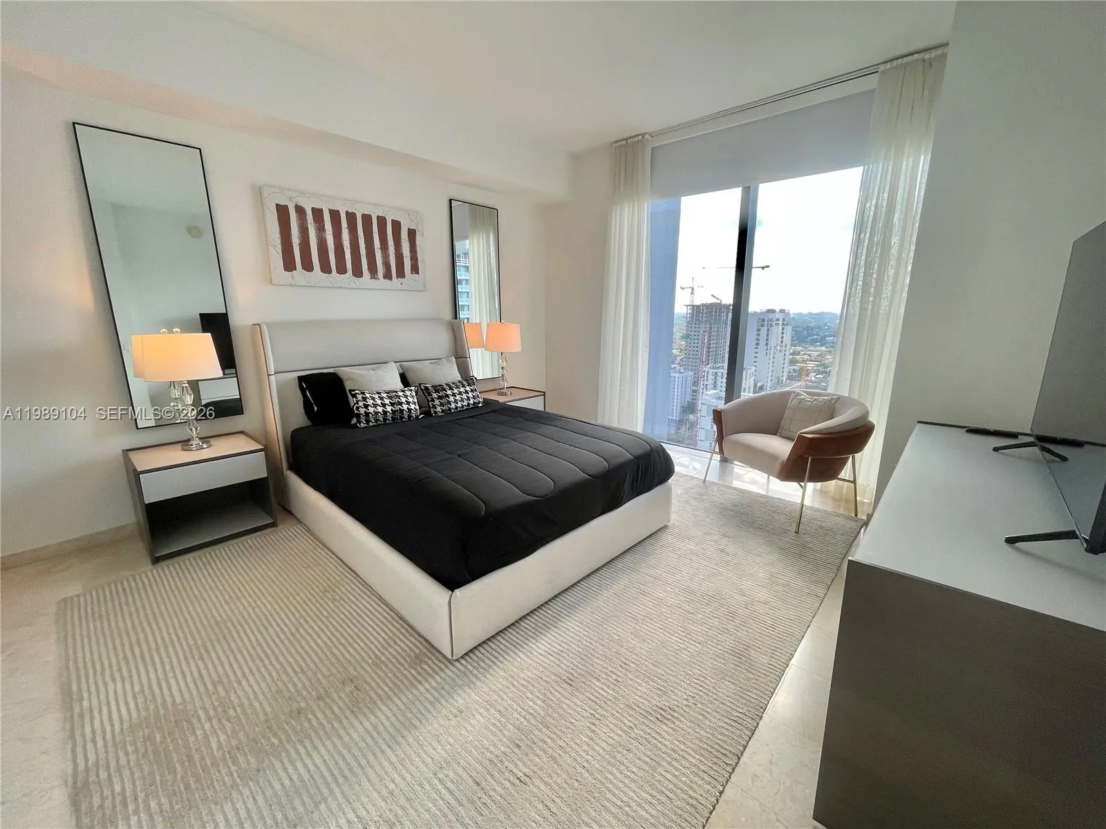88 Sw 7th St 2404, Miami, Florida 33131, Miami, Florida 33131, 2 Bedrooms Bedrooms, ,2 BathroomsBathrooms,Residential,For Sale,88 Sw 7th St 2404, Miami, Florida 33131,A11989104