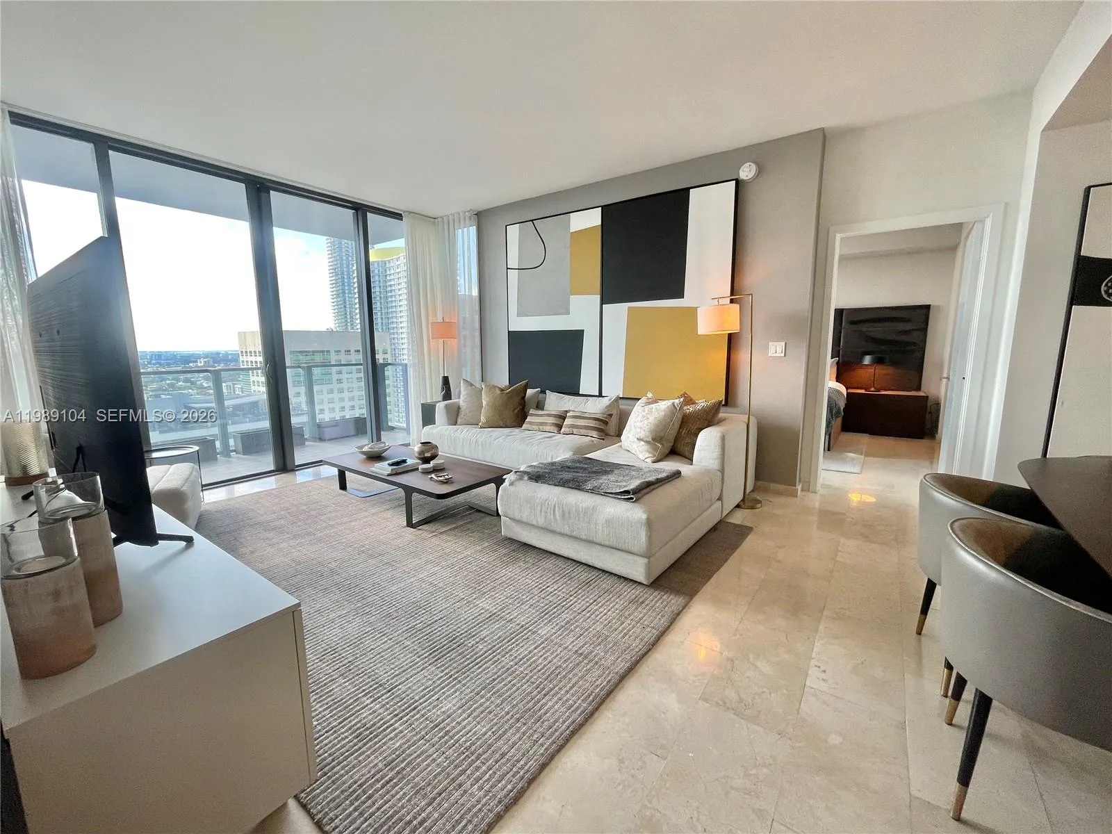88 Sw 7th St 2404, Miami, Florida 33131, Miami, Florida 33131, 2 Bedrooms Bedrooms, ,2 BathroomsBathrooms,Residential,For Sale,88 Sw 7th St 2404, Miami, Florida 33131,A11989104