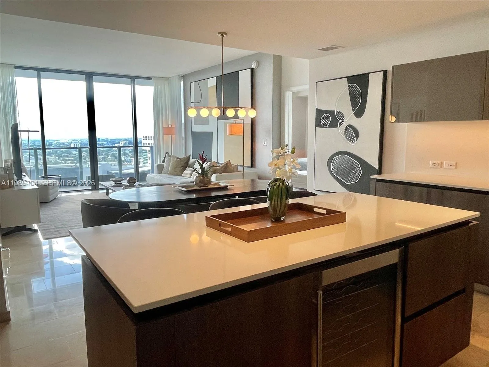 88 Sw 7th St 2404, Miami, Florida 33131, Miami, Florida 33131, 2 Bedrooms Bedrooms, ,2 BathroomsBathrooms,Residential,For Sale,88 Sw 7th St 2404, Miami, Florida 33131,A11989104