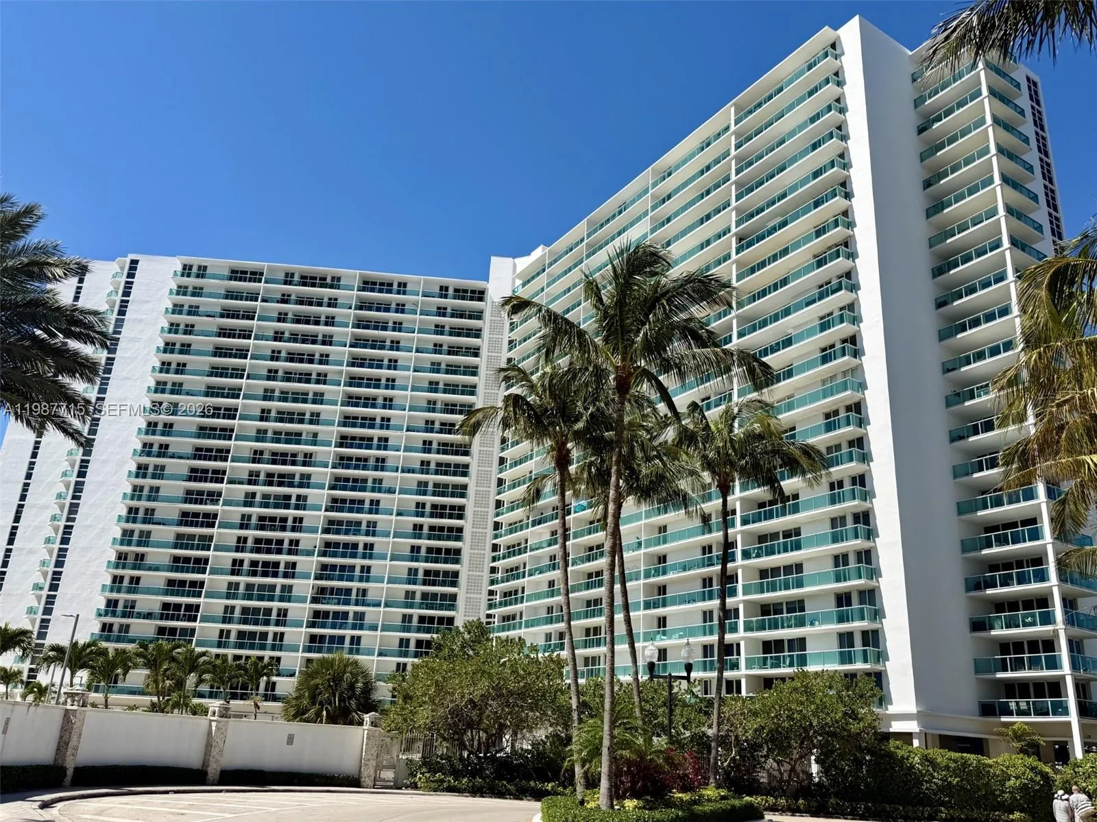 100 Bayview Dr 528, Sunny Isles Beach, Florida 331, Sunny Isles Beach, Florida 33160, 2 Bedrooms Bedrooms, ,2 BathroomsBathrooms,Residential Lease,For Rent,100 Bayview Dr 528, Sunny Isles Beach, Florida 331,A11987715