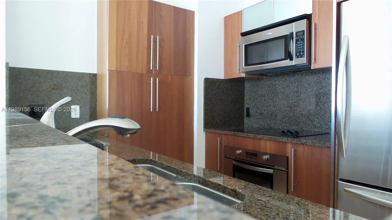300 S Biscayne Blvd Ph-3805, Miami, Florida 33131, Miami, Florida 33131, 1 Bedroom Bedrooms, ,1 BathroomBathrooms,Residential Lease,For Rent,300 S Biscayne Blvd Ph-3805, Miami, Florida 33131,A11989156