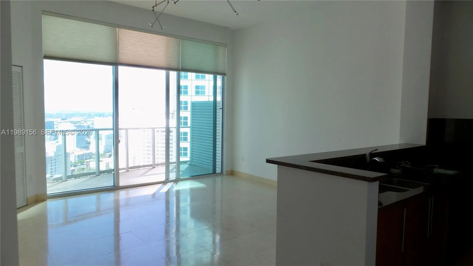 300 S Biscayne Blvd Ph-3805, Miami, Florida 33131, Miami, Florida 33131, 1 Bedroom Bedrooms, ,1 BathroomBathrooms,Residential Lease,For Rent,300 S Biscayne Blvd Ph-3805, Miami, Florida 33131,A11989156