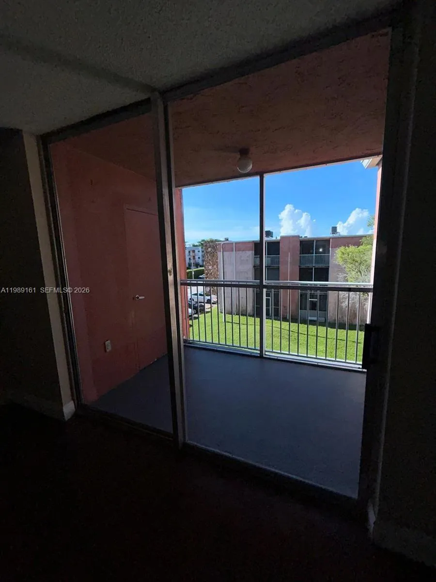 19741 Sw 114th Ave 361, Miami, Florida 33157, Miami, Florida 33157, 2 Bedrooms Bedrooms, ,2 BathroomsBathrooms,Residential Lease,For Rent,19741 Sw 114th Ave 361, Miami, Florida 33157,A11989161