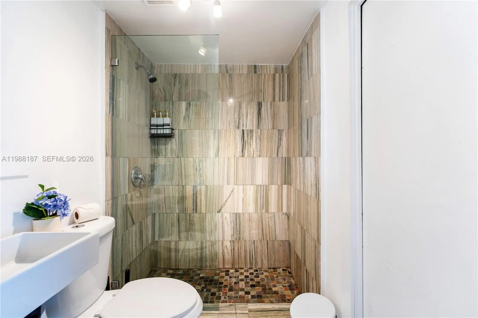 750 Collins Ave 302, Miami Beach, Florida 33139, Miami Beach, Florida 33139, 2 Bedrooms Bedrooms, ,1 BathroomBathrooms,Residential,For Sale,750 Collins Ave 302, Miami Beach, Florida 33139,A11988187