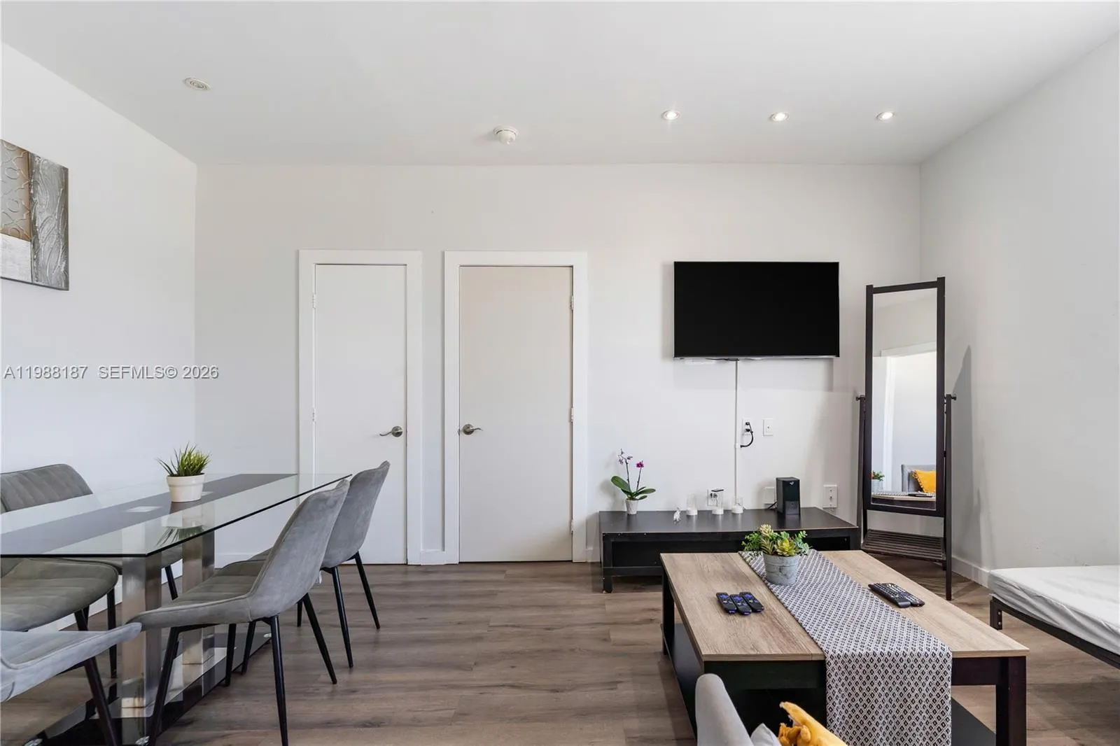 750 Collins Ave 302, Miami Beach, Florida 33139, Miami Beach, Florida 33139, 2 Bedrooms Bedrooms, ,1 BathroomBathrooms,Residential,For Sale,750 Collins Ave 302, Miami Beach, Florida 33139,A11988187