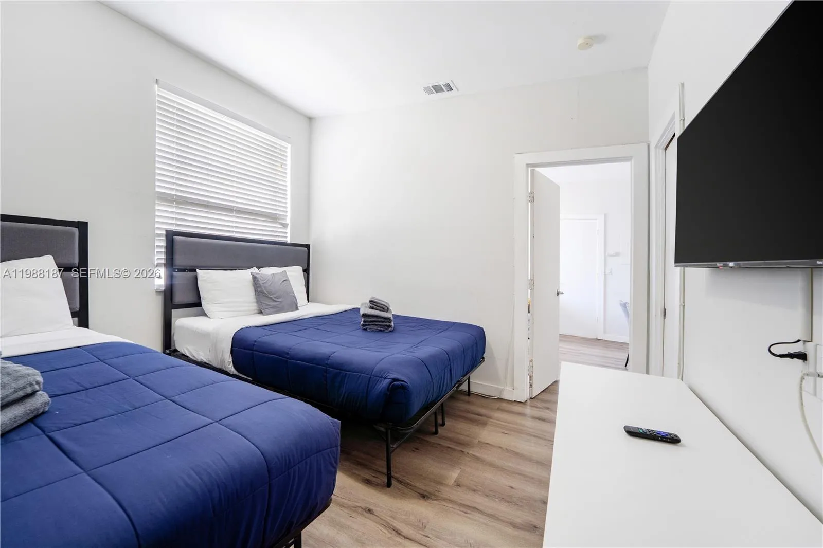 750 Collins Ave 302, Miami Beach, Florida 33139, Miami Beach, Florida 33139, 2 Bedrooms Bedrooms, ,1 BathroomBathrooms,Residential,For Sale,750 Collins Ave 302, Miami Beach, Florida 33139,A11988187
