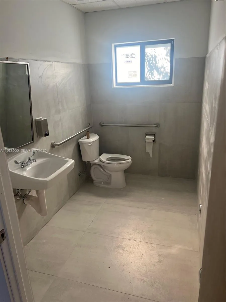 11890 Sw 220th St, Miami, Florida 33170, Miami, Florida 33170, ,Commercial Lease,For Rent,11890 Sw 220th St, Miami, Florida 33170,A11988909