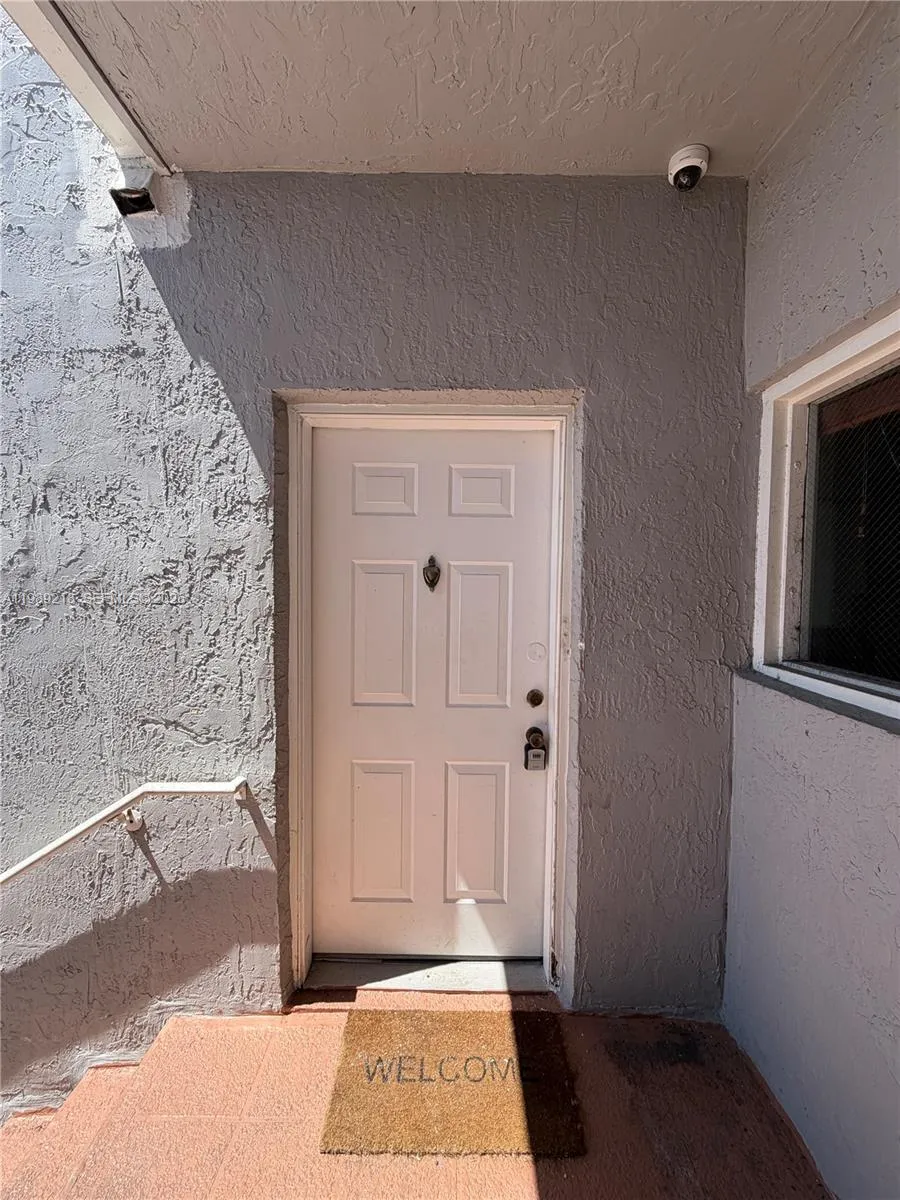 4768 Nw 114th Ave 201-4, Doral, Florida 33178, Doral, Florida 33178, 3 Bedrooms Bedrooms, ,2 BathroomsBathrooms,Residential Lease,For Rent,4768 Nw 114th Ave 201-4, Doral, Florida 33178,A11989218