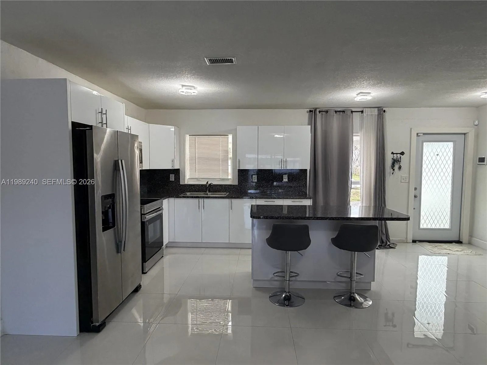 3950 Nw 171st Ter, Miami Gardens, Florida 33055, Miami Gardens, Florida 33055, 3 Bedrooms Bedrooms, ,2 BathroomsBathrooms,Residential,For Sale,3950 Nw 171st Ter, Miami Gardens, Florida 33055,A11989240
